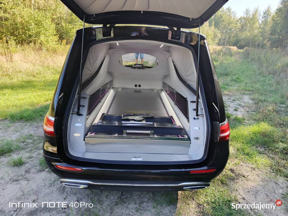 karawan pogrzebowy nieuszkodzony Warszawa