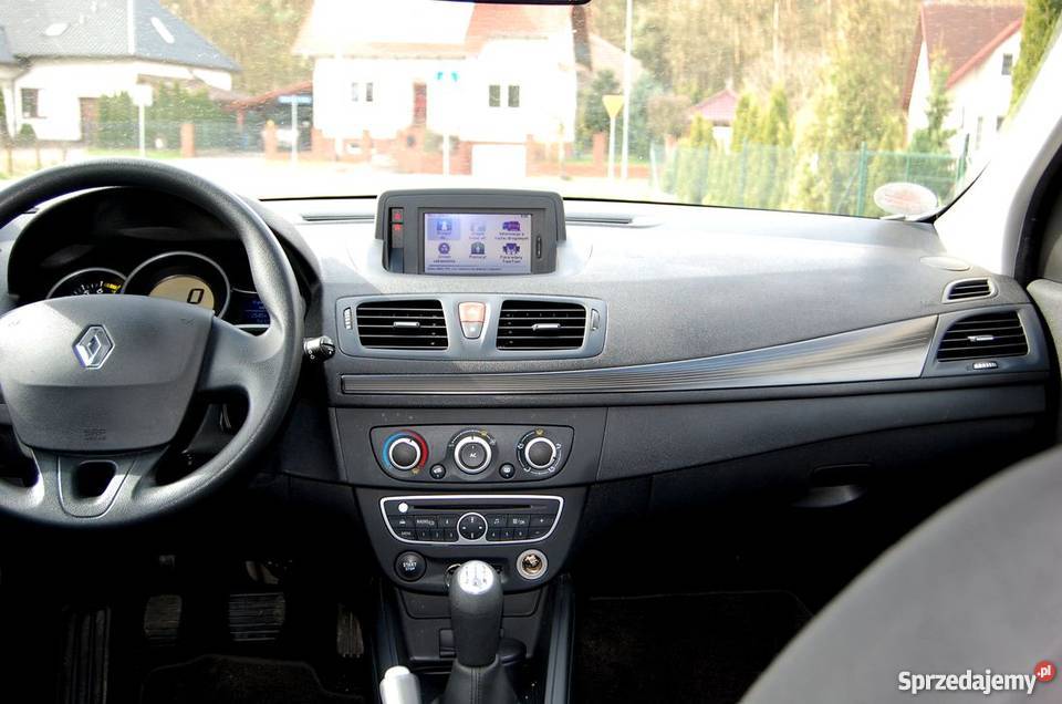 Ładna Meganka z małym przebiegiem benzyna Goleniów