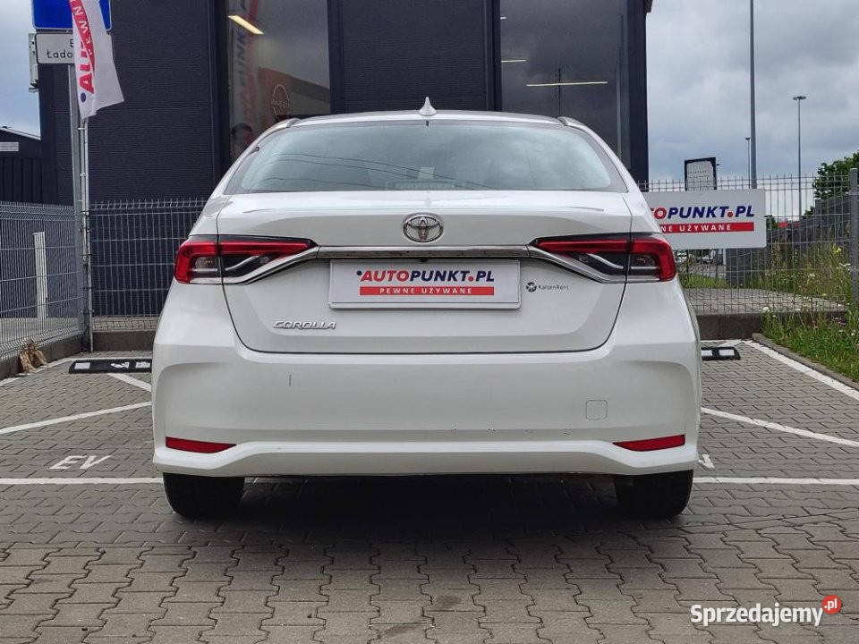 Toyota Corolla 2022r Salon Kamera cofania FV23 1 manualna Poznań sprzedam