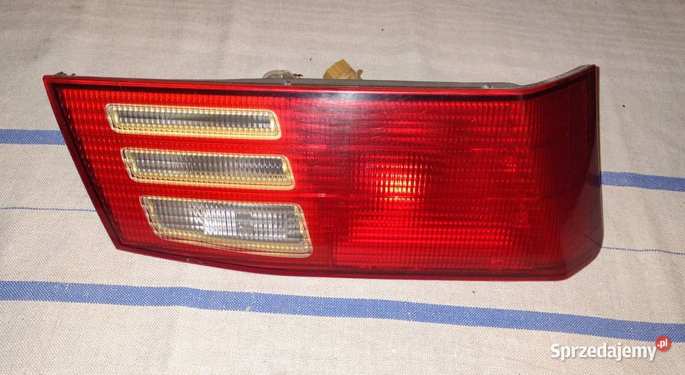 Sprzedam lampa tylna Mitsu Galant kombi 2000 dolnośląskie