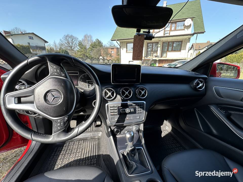 MercedesBenz Klasa A W176 A180 16 122 przyciemniane szyby Mierzęcice