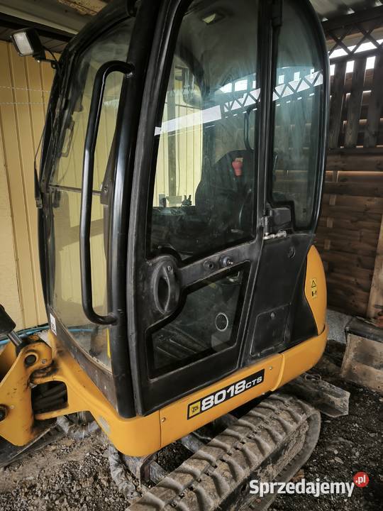 Minikoparka JCB 8018