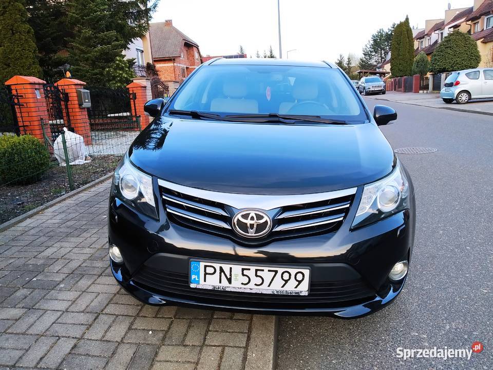 SPRZEDAM TOYOTĘ AVENSIS D4D DISEL 2cm3 Konin