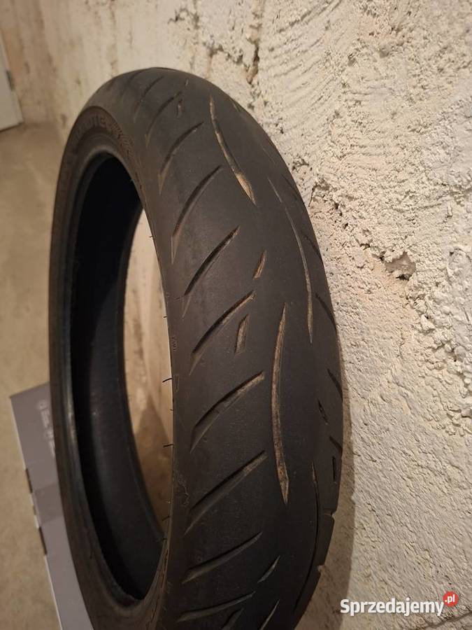 Opona Metzeler 1207018 roadtec przód Złotoryja