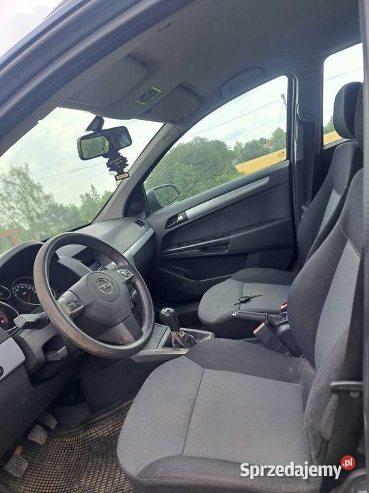 Opel Astra 16 benzyna 06r manualna Astra