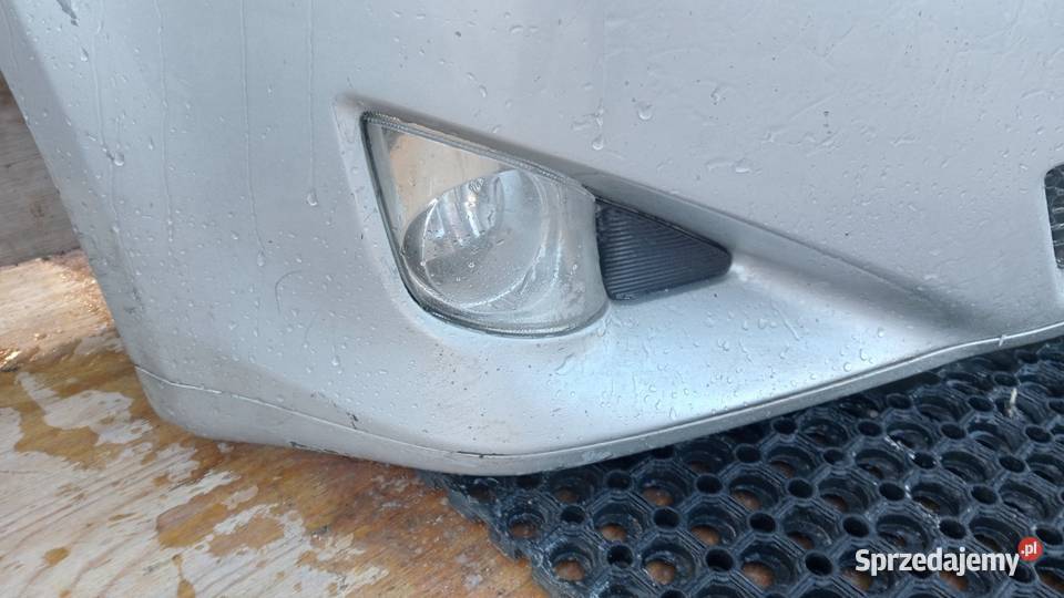 LEXUS IS 220 ZDERZAK PRZÓD HALOGEN 1G1 Zbierkowo sprzedam