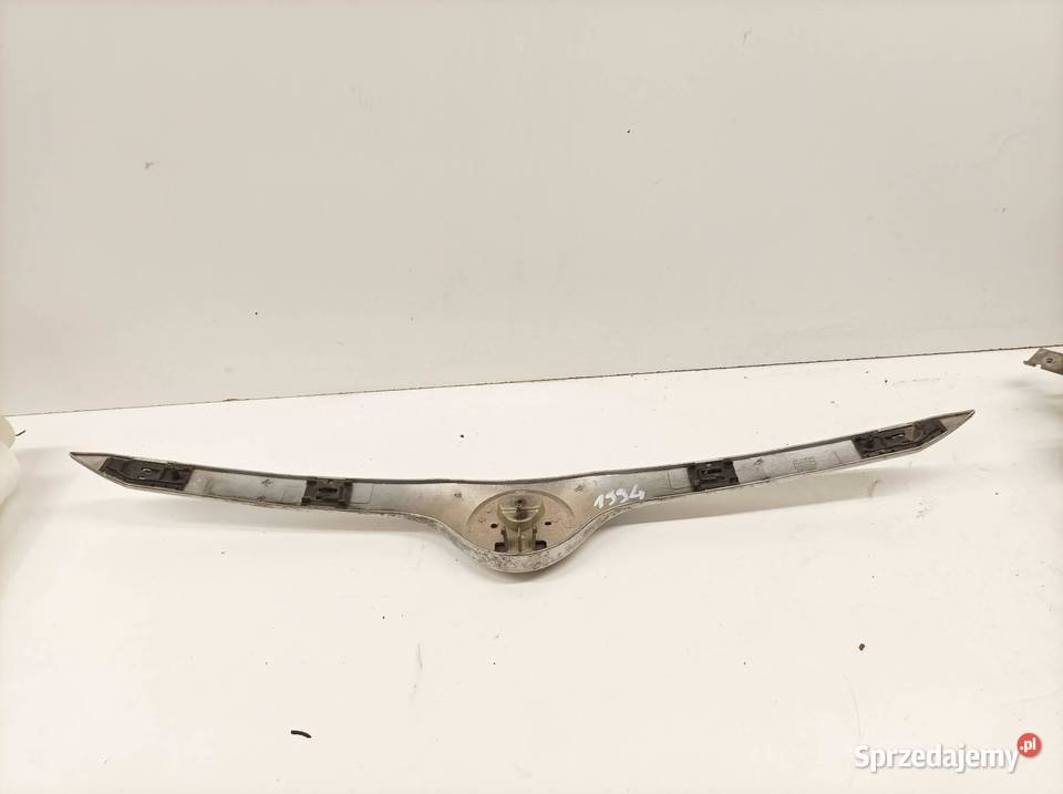 ATRAPA GRILL 3T0853633 Skoda Superb II 20082015