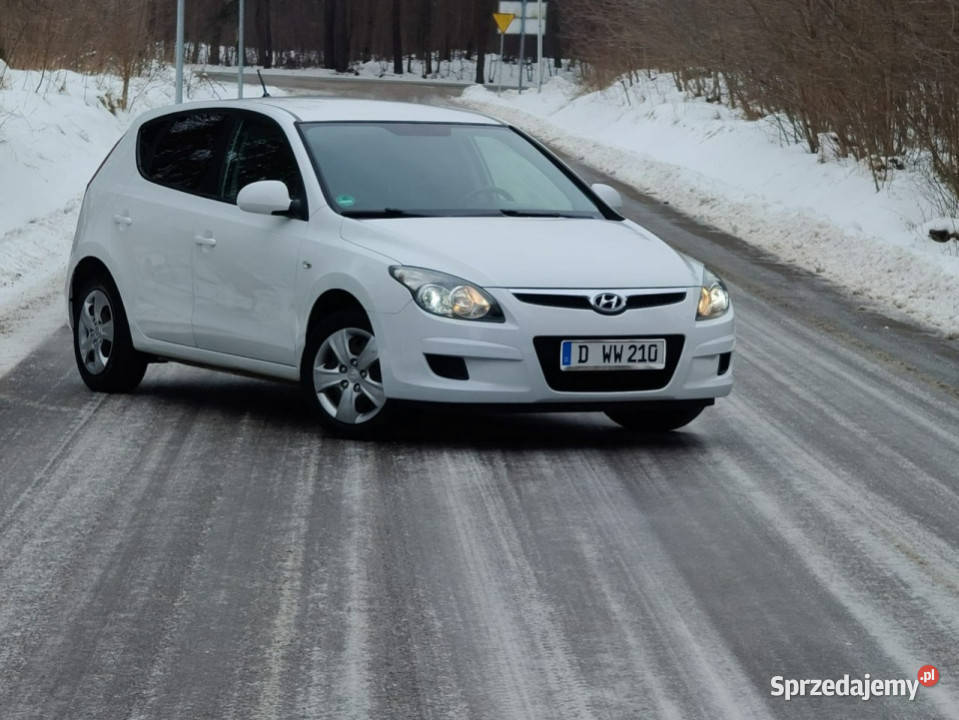 Hyundai i30 Hyundai i30 I 14 Benzyna 109 Manual mazowieckie