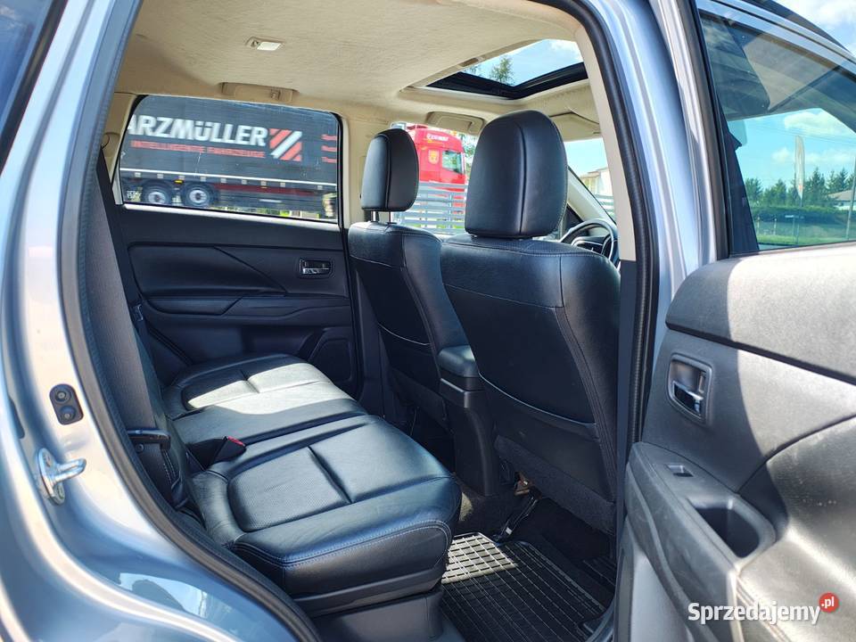 Mitsubishi Outlander 7Osobowy Automat Bogate sprzedam