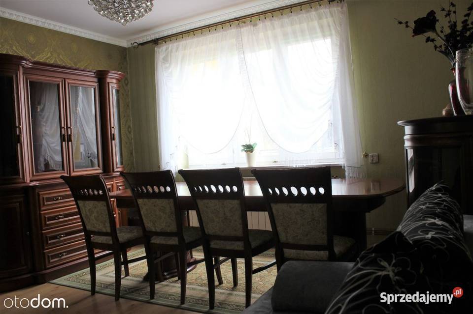 Dom z budynkami gospodarczymi Grabów Rycki