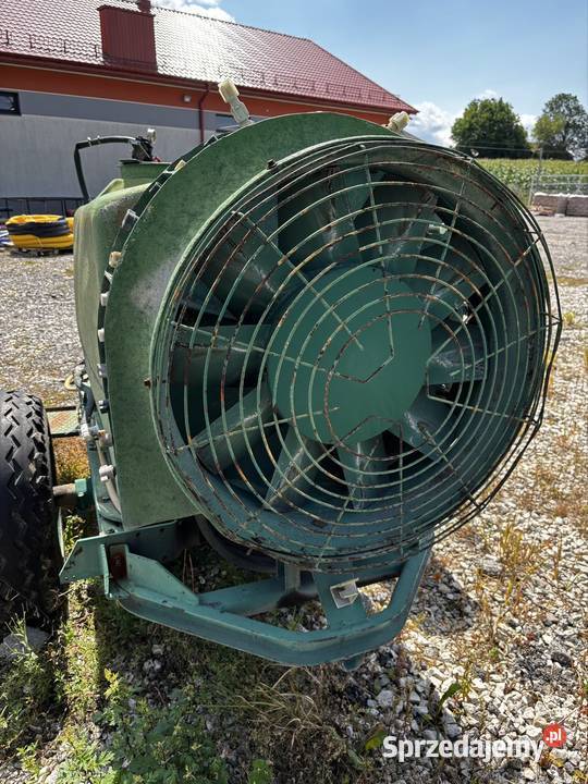 Opryskiwacz 1000l świętokrzyskie