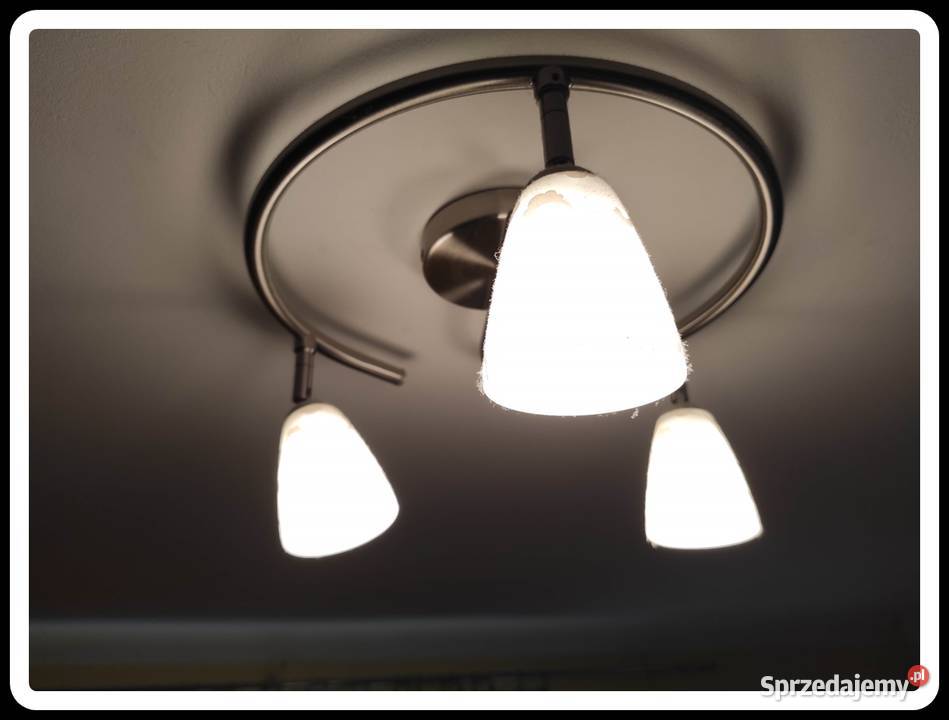 Lampa sufitowa ścienna na trzy klosze Płock
