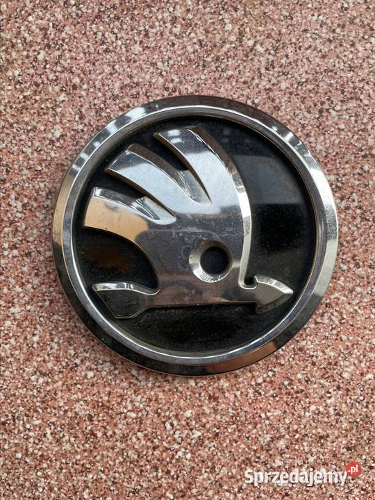 ZNACZEK EMBLEMAT 3V0853621A SKODA OCTAVIA 3 III śląskie Kozy