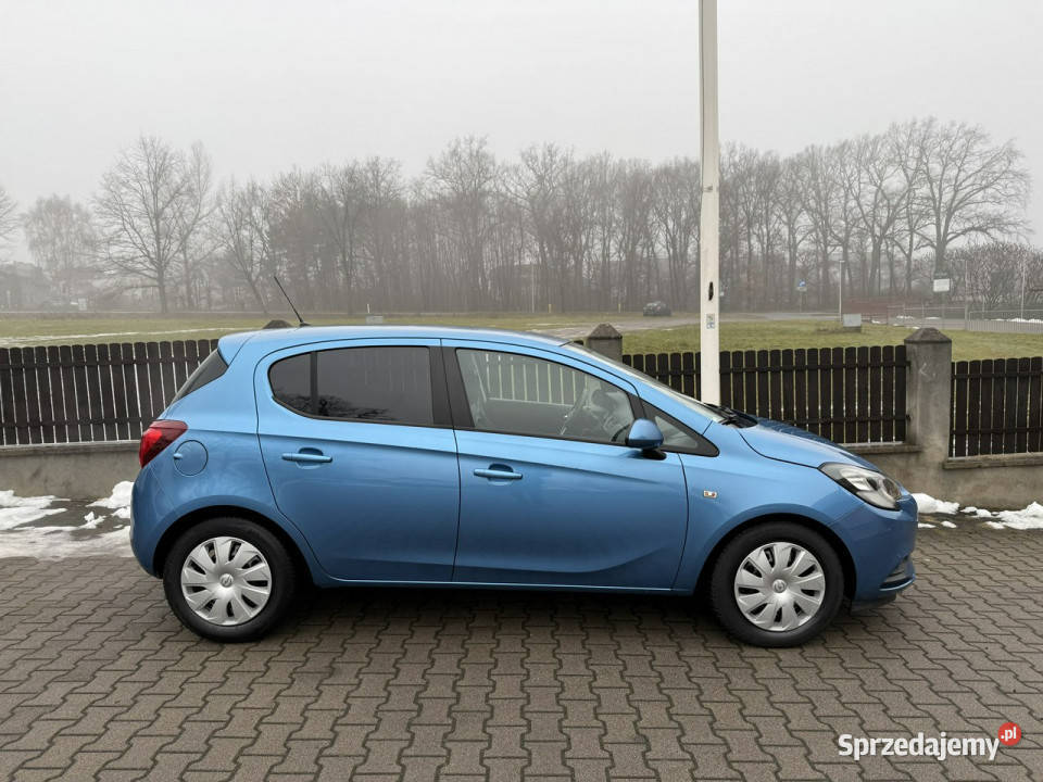 Opel Corsa 14 benzyna 90 ładna świeżo niebieski Bolesławiec