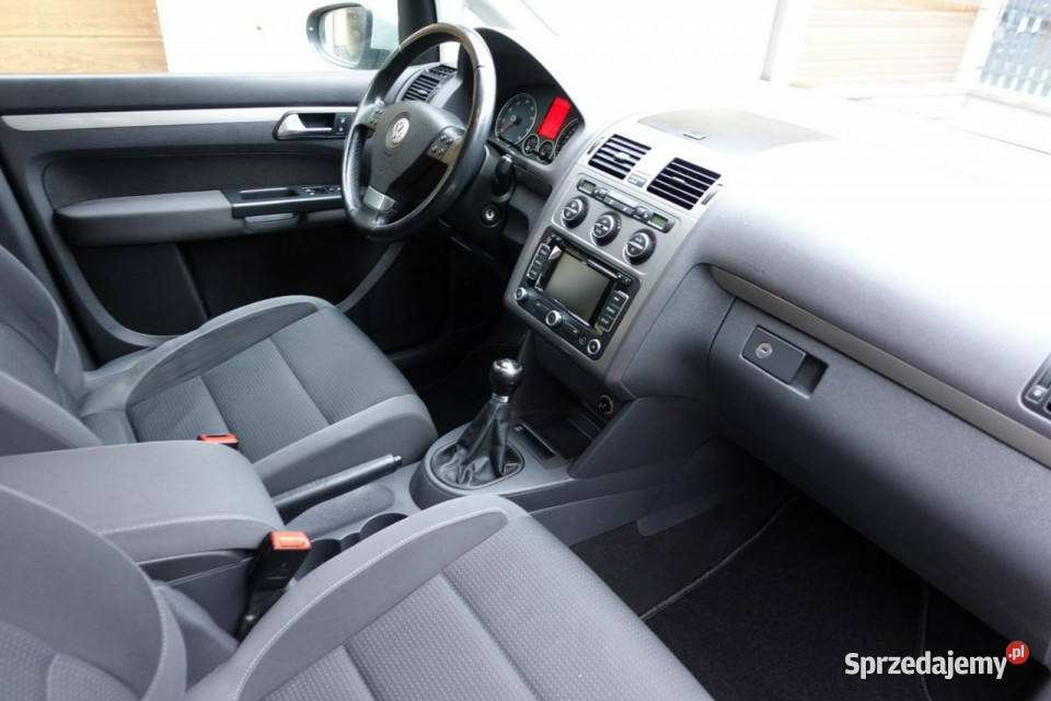 Volkswagen Touran LIFT 140 Climatronic Navi