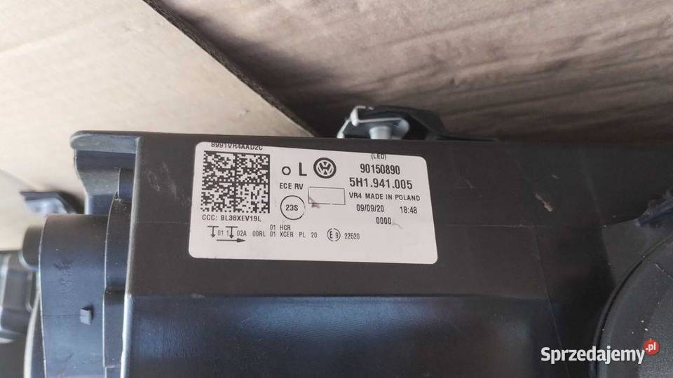 Lampa Reflektor Przód Prawa Full Led Vw Golf 8 osobowe
