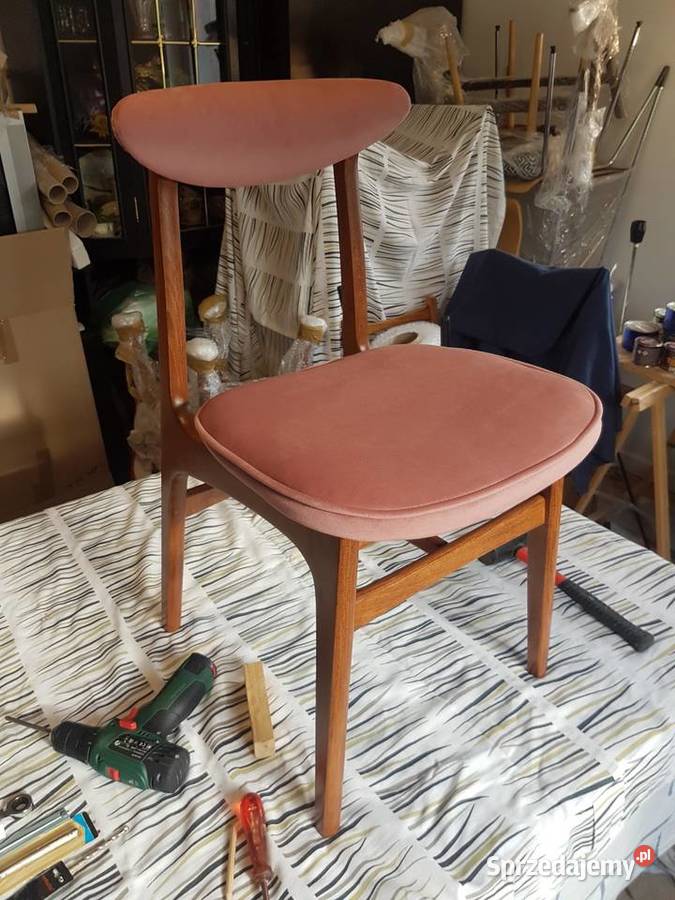 Krzesła PRL autor Rajmund Hałas lata 6070 Szczecin
