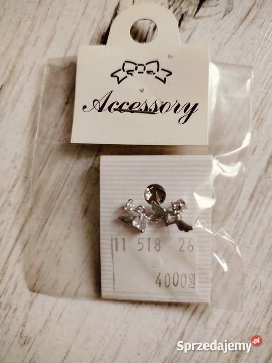 Kolczyki nowe 8 par Zabrze sprzedam