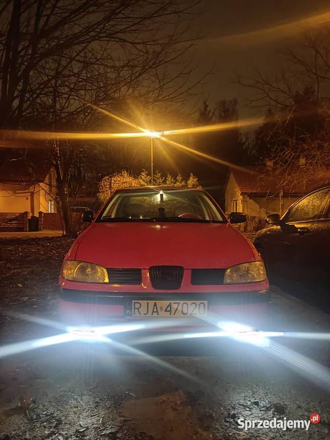 Seat Cordoba 14 MPI W super stanie 4 nowe opony Jarosław sprzedam