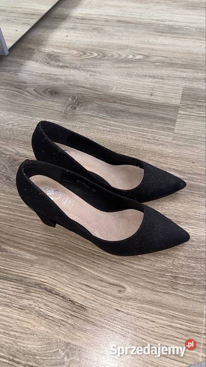 buty na obcasie śliczne nowe błyszczące Szafki Zakopane