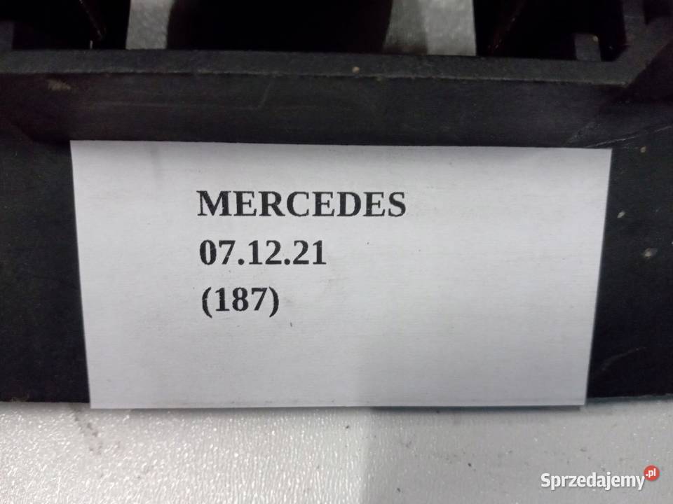 PAS BEZPIECZEŃSTWA NAPINACZ LEWY MERCEDES SL Nowy Tomyśl