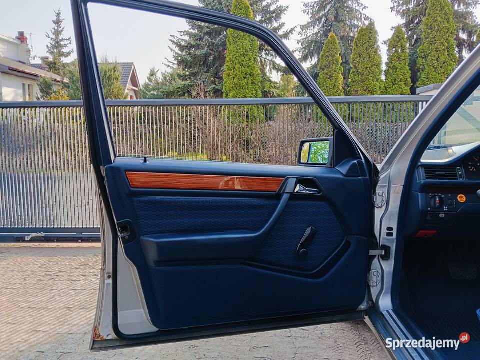 MercedesBenz W124 22 Mercedes 220E 92 LPG 4/5 wielkopolskie Poznań