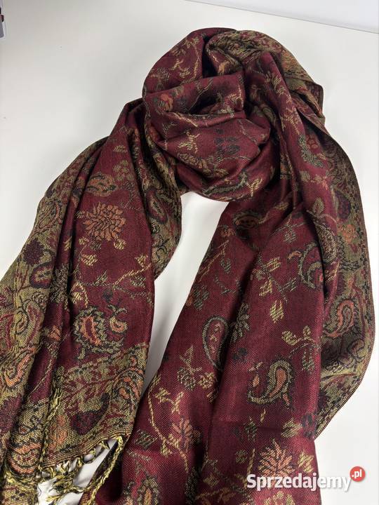 Szal we wzór paisley