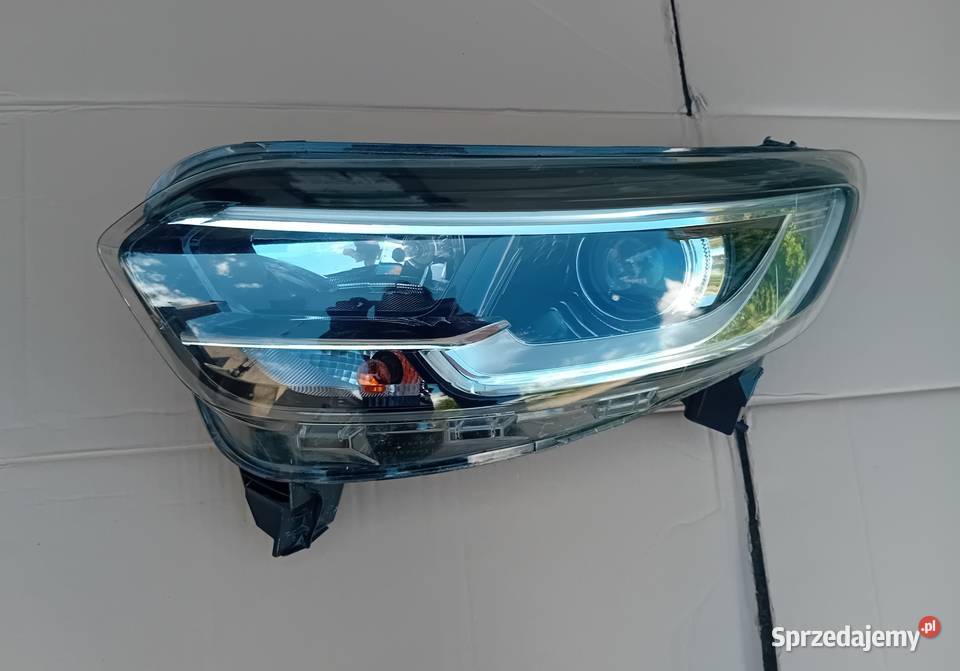Renault Kadjar Led reflektor lampa lewy przód Przeźmierowo sprzedam