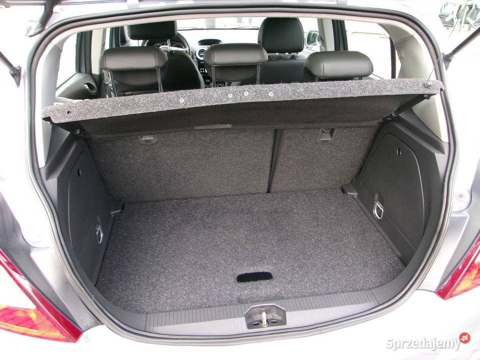 Opel Corsa 12 Zadbana Wyposażenie Corsa Dolna Grupa