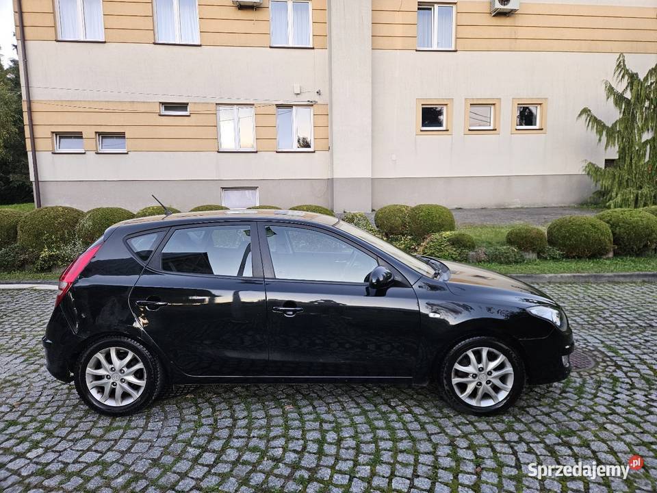 Hyundai I30 2010r 16Crdi 90 Klimatronik Alufelgi nieuszkodzony