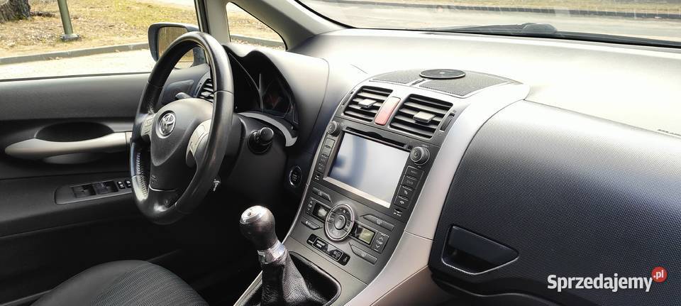 Toyota Auris LPG świętokrzyskie