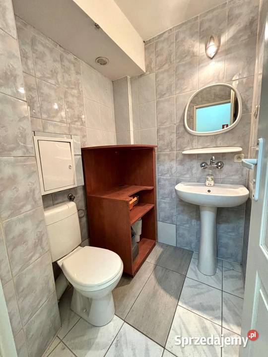 Lokal biurowy w centrum Koła Broniewskiego ogrzewanie Wynajem wielkopolskie Koło