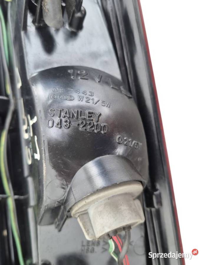 LAMPA TYŁ LEWY PRAWY TYLNA LEWA PRAWA HONDA CRV osobowe