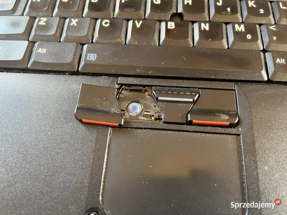 Zabytkowy laptop IBM ThinkPad T40 2373 Brzana