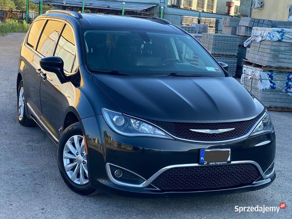 Chrysler Pacyfica w stanie benzyna Pacifica Morąg