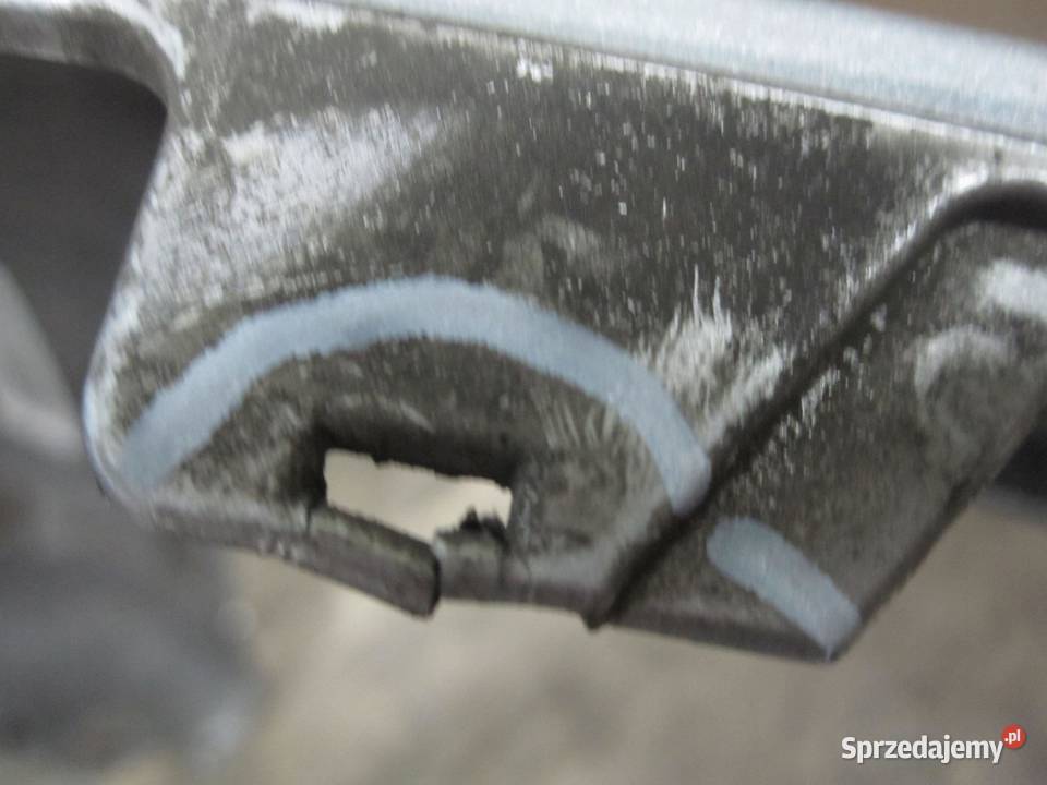 BMW E90 06r zderzak przód osobowe sprzedam