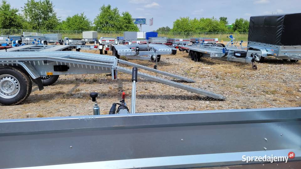 Laweta Garbatka przyczepa BORO ADAM 4x2 2700DMC Piła