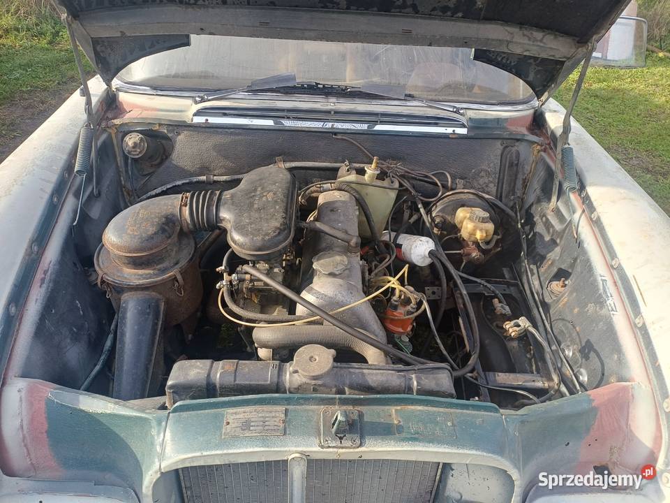 Mercedes w110 200 benzyna manual 200 Ostrów Wielkopolski