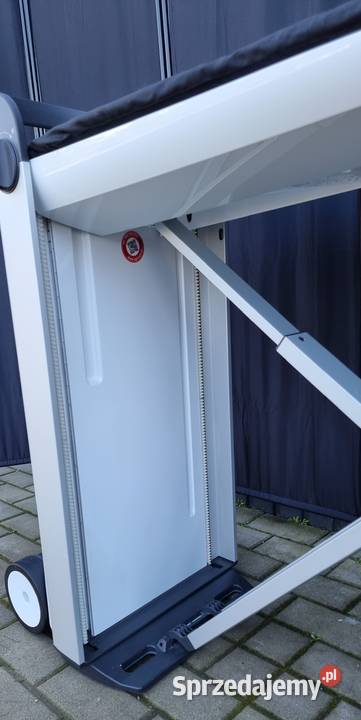 Prasowalnica deska do prasownia stacja parowa Wrocław