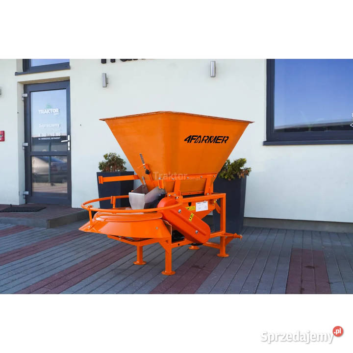 Rozsiewacz M320 Motyl 4Farmer 320 l do wąskiego sprzedam