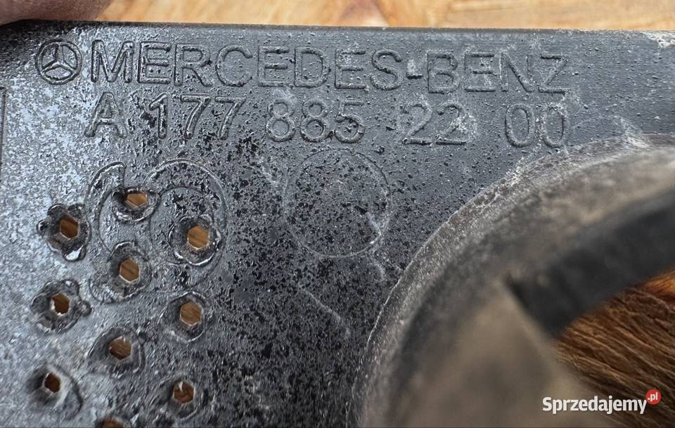 Koszyk uchwyt pdc przód MercedesBenz W177 Części samochodowe Sieraków sprzedam