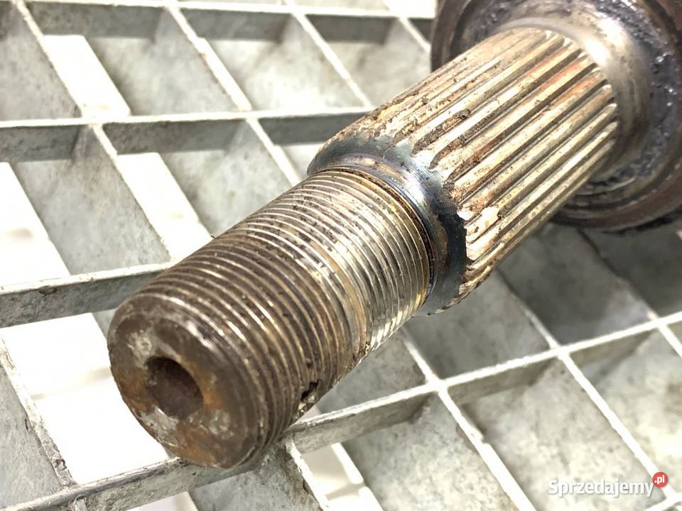 PÓŁOŚ PRAWY PRZÓD NISSAN JUKE F15 16 117 PRZEGUB