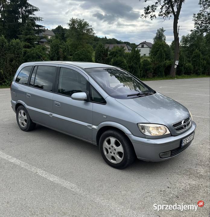 Opel Zafira A 18 gaz 2005r 7 osób nieuszkodzony Pilzno