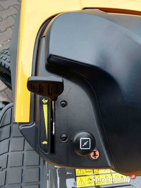 Nowy traktor z pługiem śnieżnym 2 cylindry 20 Kobiele Wielkie sprzedam