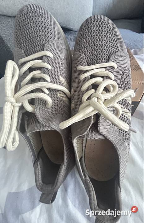 Sportowe buty damskie Warszawa