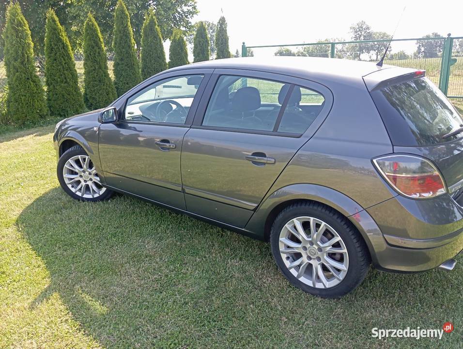 Opel Astra 18 140 Sport bezwypadkowy książka hak zachodniopomorskie Stargard