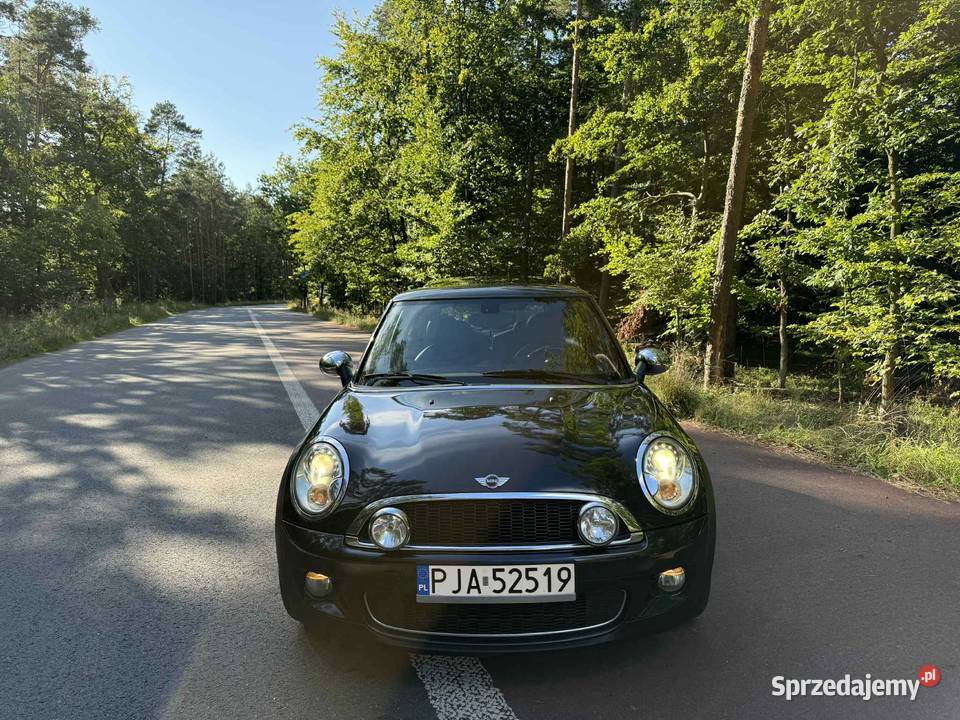 Piękny Mini Cooper S Cooper S Jarocin