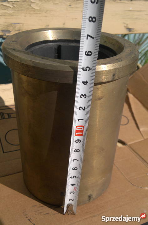 Tuleja mosiądz brąz waga ok 4 Dąbrowa Górnicza sprzedam