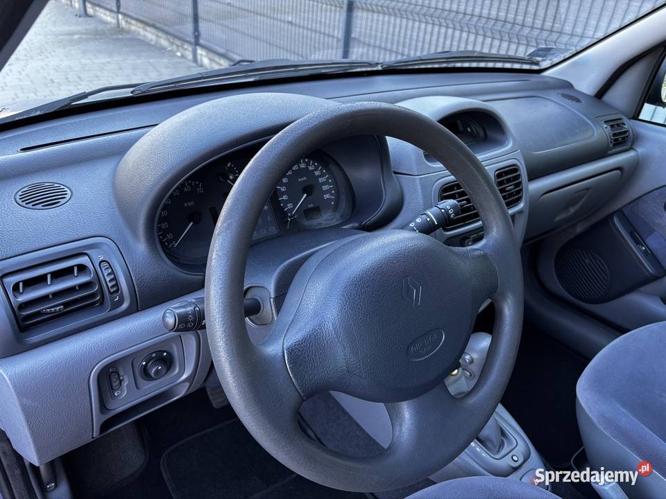 Renault Clio 2 automat 2000 189kkm zadbany światła przeciwmgielne Łódź