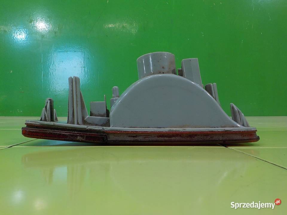 MITSUBISHI OUTLANDER I AUT 04r 5D lampa lewa tyl